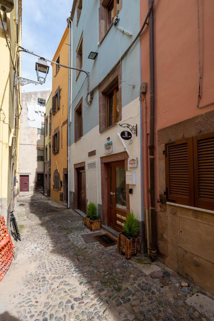 S'Apposentu - Un'Angolo Di Paradiso Con La Vista Sul Castello Bosa Exteriör bild